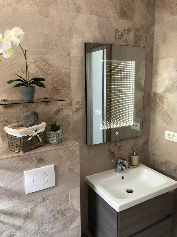 By The Sea Ap. 9 Apartment นาโวดาริ ภายนอก รูปภาพ